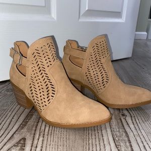 Tan cut out bootie